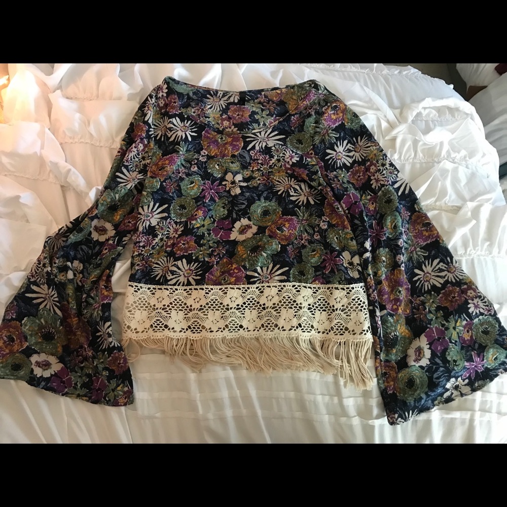 Boutique Bell Sleeve and Fringe Top!!